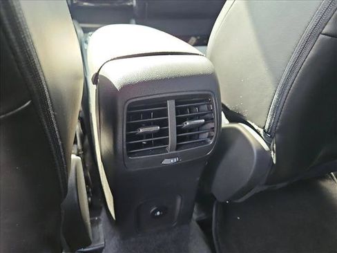 Used 2024 Ford Escape ST-Line Elite AWD/4WD image 16