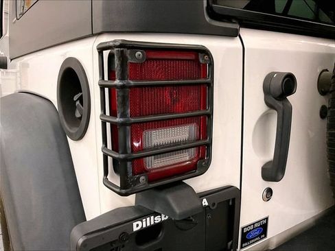 Used 2013 Jeep Wrangler Unlimited Sport AWD/4WD image 29