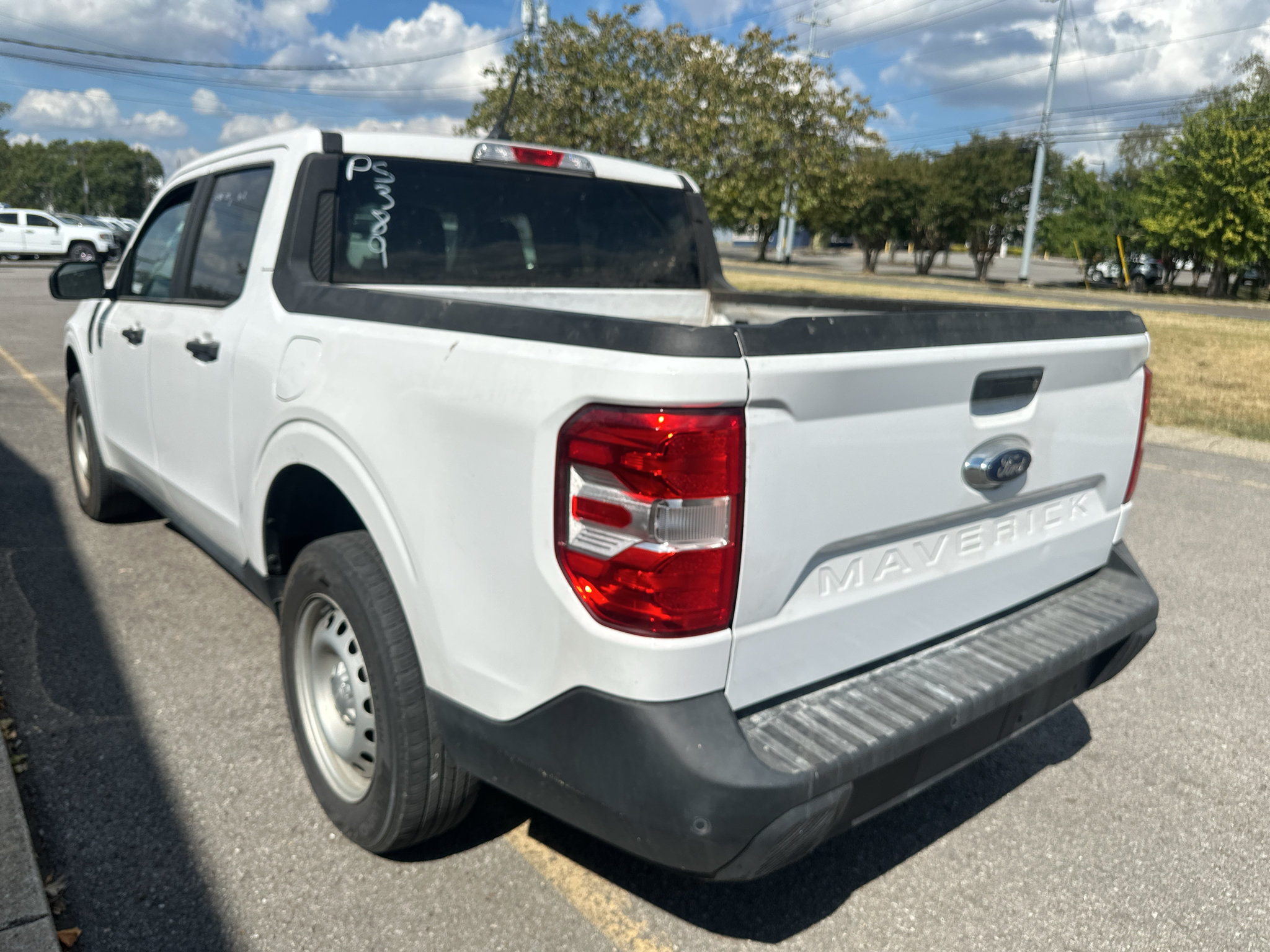 Used 2023 Ford Maverick XL FWD image 6