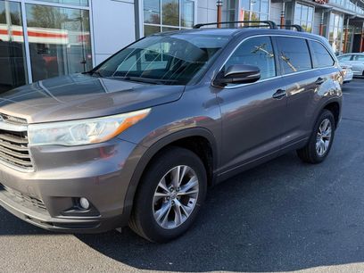 Used 2015 Toyota Highlander LE