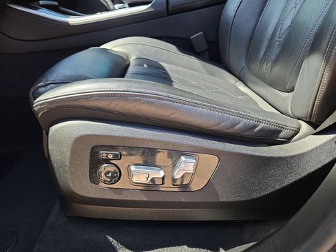 Used 2021 BMW X5 M50i AWD/4WD image 17