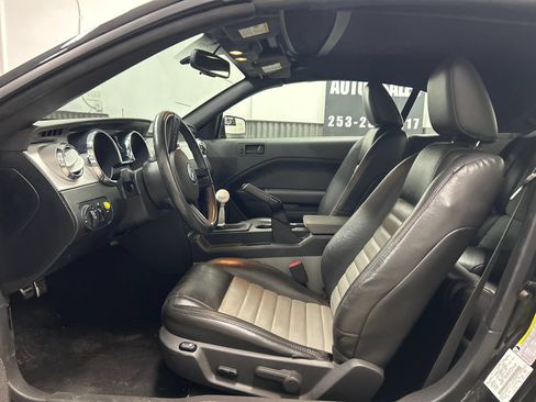 Used 2009 Ford Mustang GT Premium RWD image 10