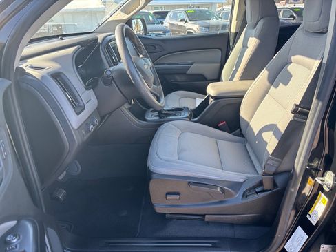 Used 2019 Chevrolet Colorado W/T image 13