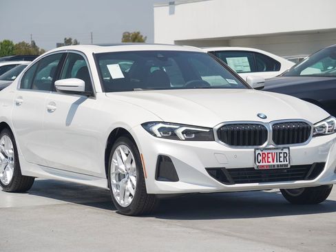 Used 2025 BMW 330i xDrive Sedan AWD/4WD image 3