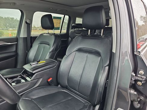 Used 2022 Jeep Grand Cherokee L Limited image 20