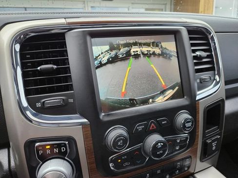 Used 2015 RAM 1500 Laramie w/ Convenience Group AWD/4WD image 28