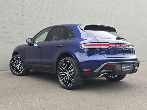 New 2026 Porsche Macan image 3