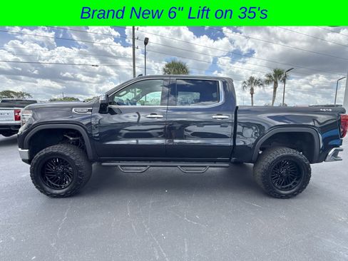 Used 2025 GMC Sierra 1500 SLT AWD/4WD image 7