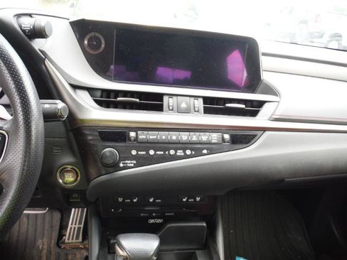 Used 2019 Lexus ES 350 F Sport w/ Accessory Package 2 FWD image 7