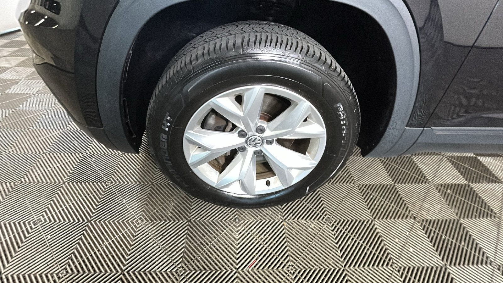 Used 2020 Volkswagen Atlas S w/ Towing Package AWD/4WD image 11