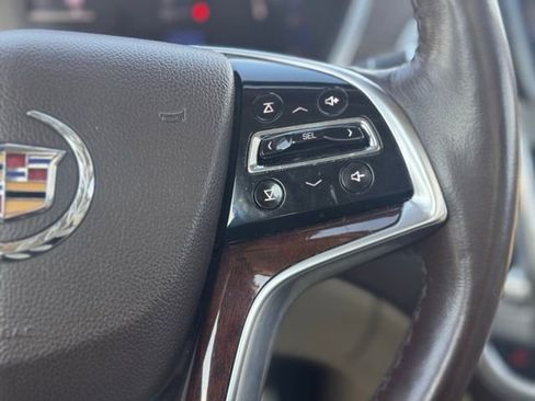Used 2014 Cadillac SRX Luxury image 11