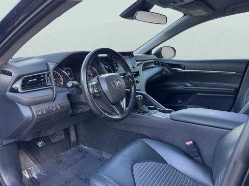 Used 2021 Toyota Camry SE w/ Carpet Mat Package (TMS) image 16