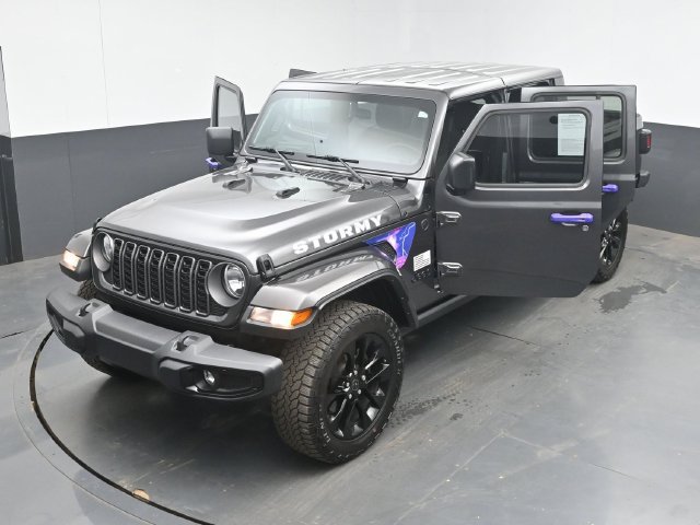 Used 2025 Jeep Gladiator Sport AWD/4WD image 48