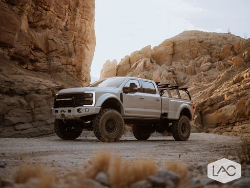 Used 2026 Ford F450 Platinum w/ Platinum Plus Package AWD/4WD image 10