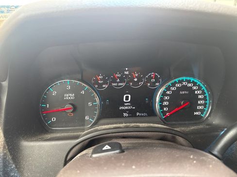 Used 2017 GMC Yukon Denali w/ Open Road Package RWD image 13
