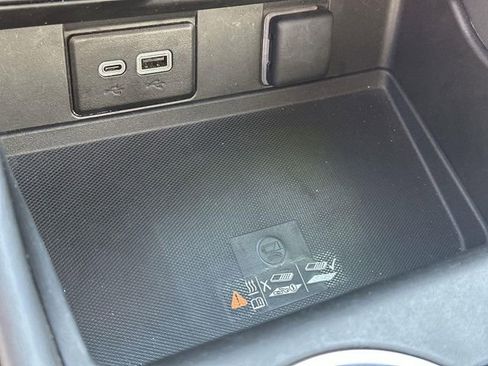 Used 2024 Chevrolet Tahoe Premier image 37