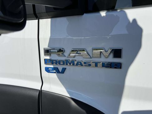 Used 2024 RAM ProMaster 3500 w/ Delivery Van Package FWD image 13