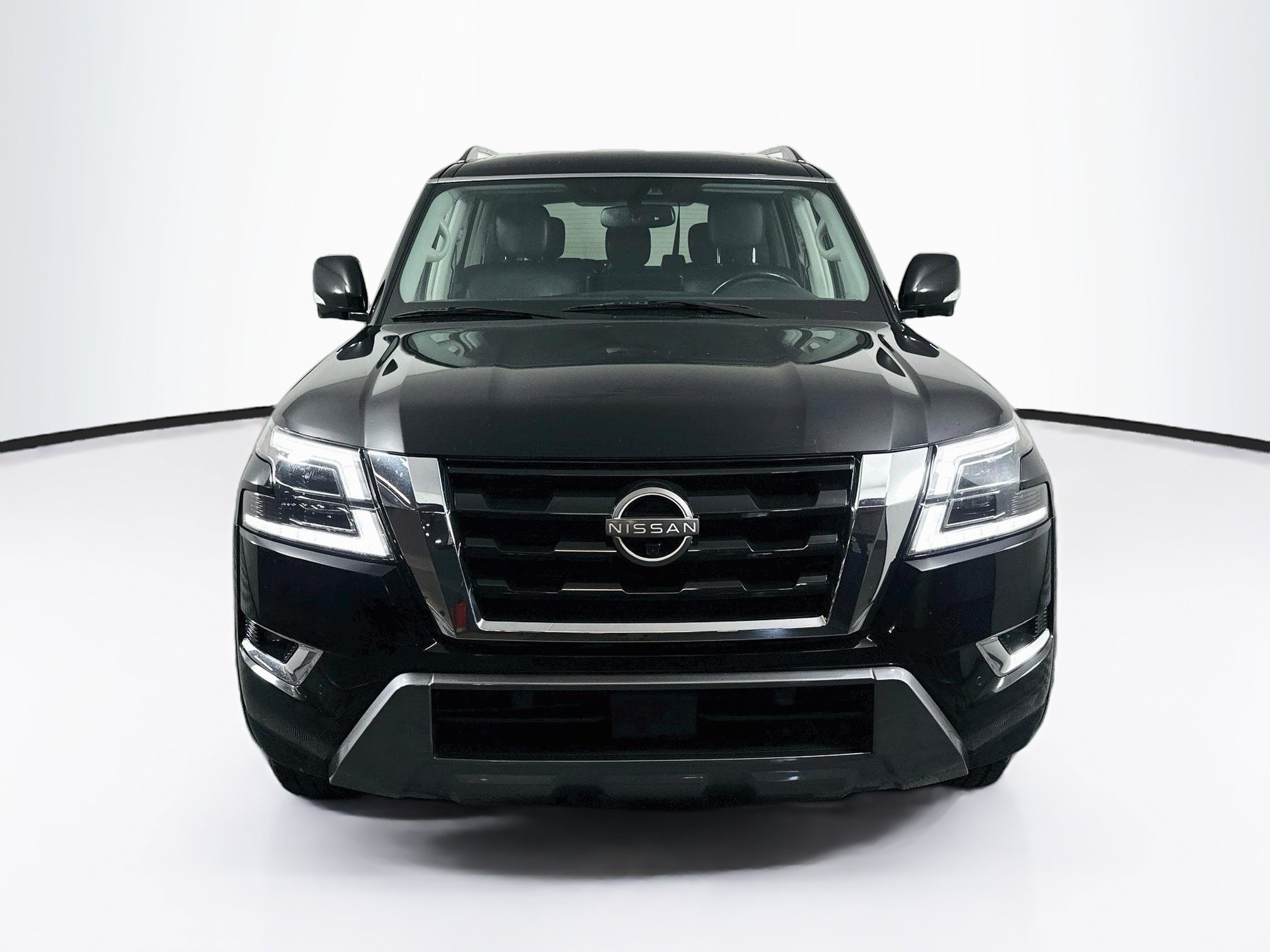 Used 2023 Nissan Armada SL RWD image 2