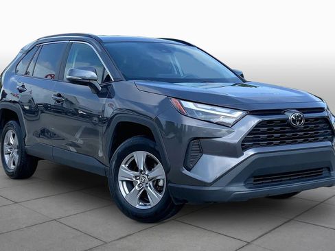 Used 2024 Toyota RAV4 XLE FWD image 3