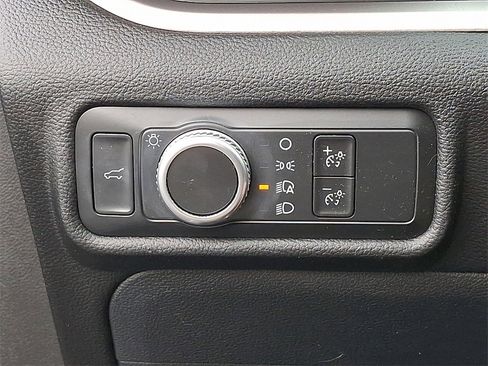 Used 2022 Ford Explorer XLT w/ Class IV Trailer Tow Package image 27