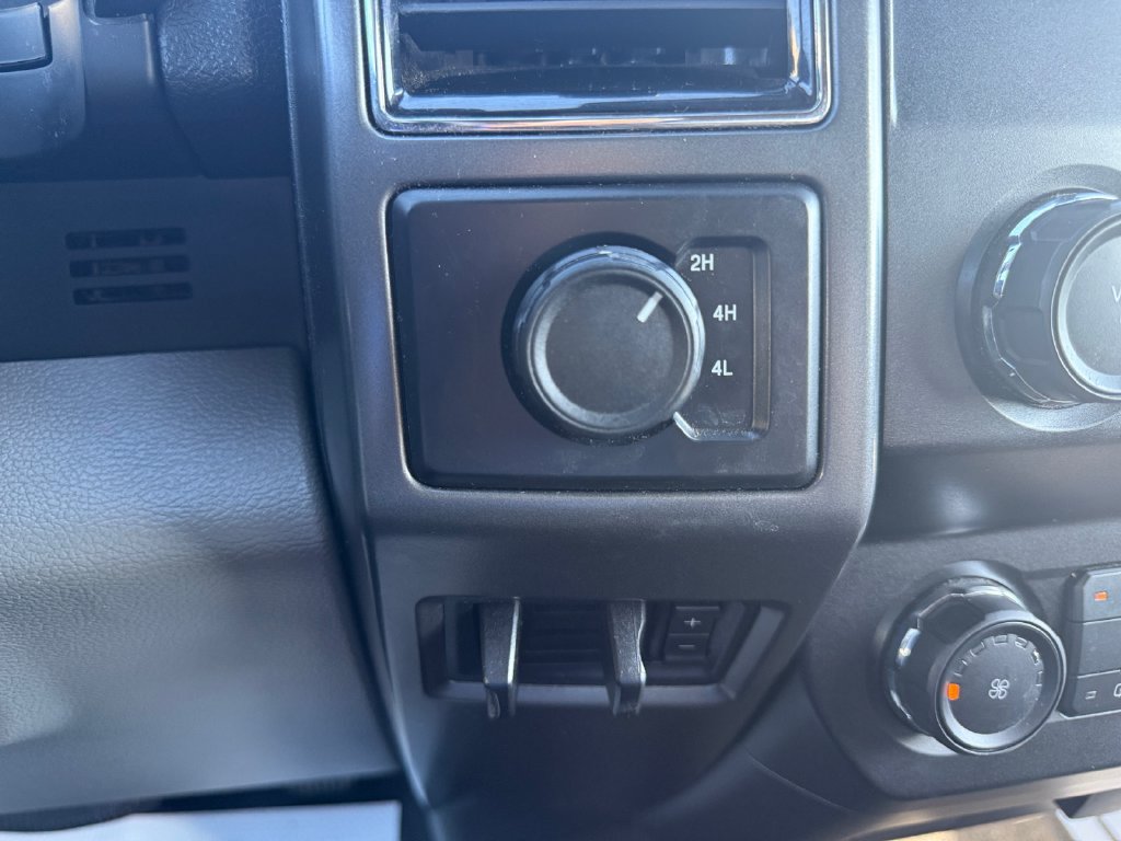 Used 2019 Ford F250 XLT w/ Snow Plow Prep Package AWD/4WD image 20