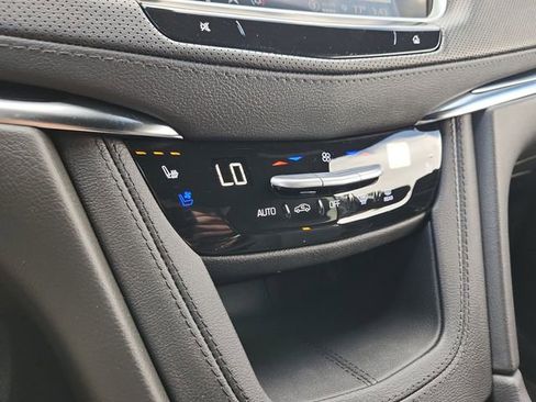 New 2026 Cadillac XT5 Premium Luxury w/ Driver Assist Package AWD/4WD image 17