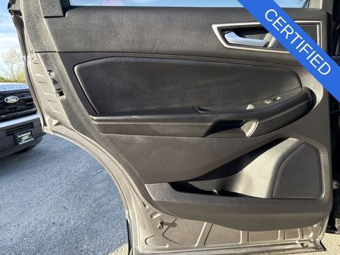 Used 2022 Ford Edge SEL w/ Convenience Package image 22