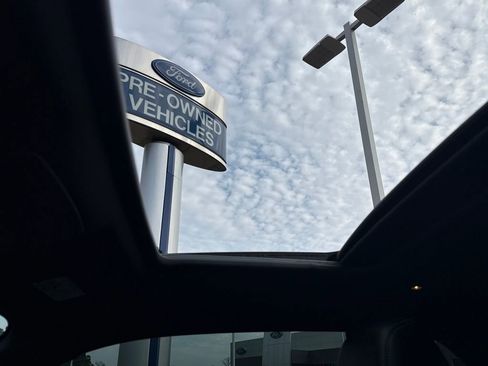 Used 2013 Dodge Challenger R/T Plus image 24