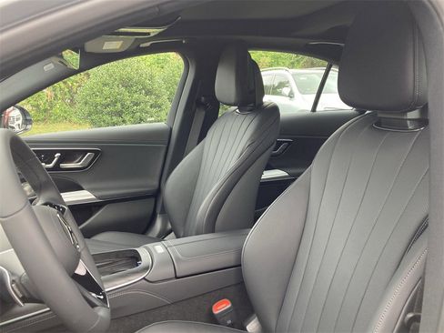 New 2026 Mercedes-Benz E 350 4MATIC Sedan image 11
