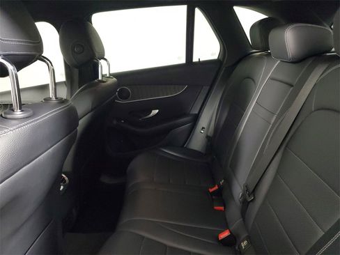 Used 2017 Mercedes-Benz GLC 300 image 11