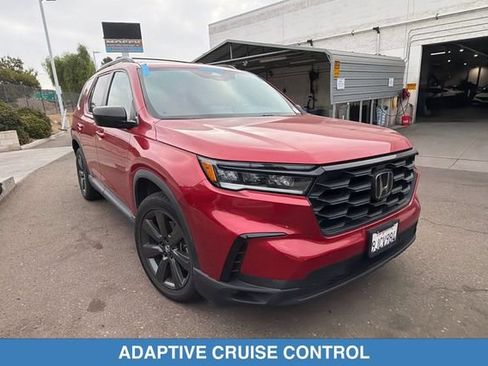 Certified 2023 Honda Pilot Sport image 2