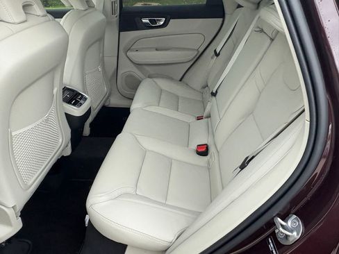 New 2026 Volvo XC60 B5 Ultra w/ Protection Package Premier image 22