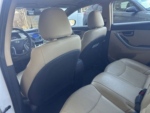 Used 2013 Hyundai Elantra Limited image 22