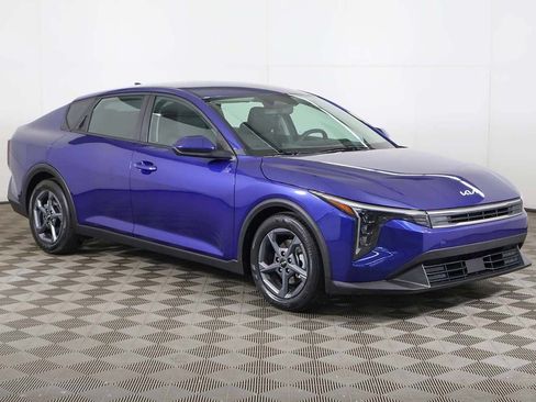 Used 2025 Kia K4 FWD image 50