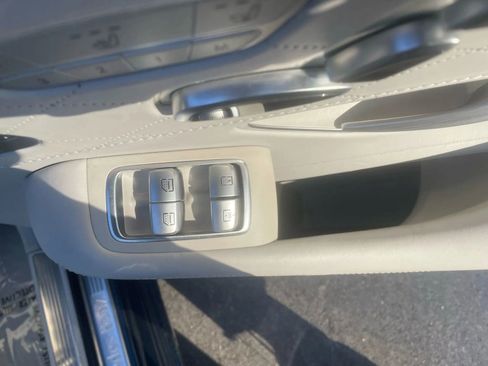 Used 2016 Mercedes-Benz S 550 4MATIC Sedan image 14