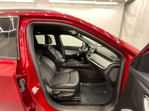 Used 2025 Jeep Compass Latitude AWD/4WD image 21