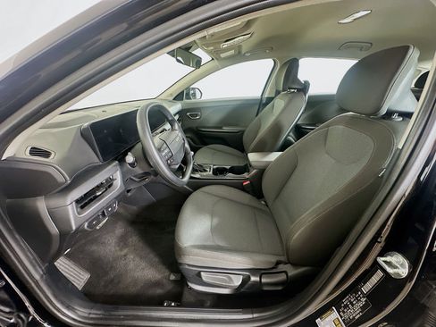 Used 2025 Kia K4 FWD image 13