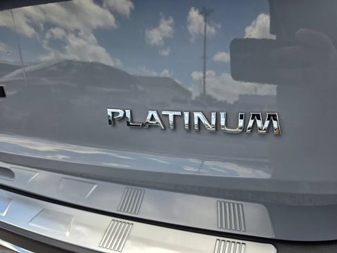 Used 2021 Nissan Rogue Platinum FWD image 12