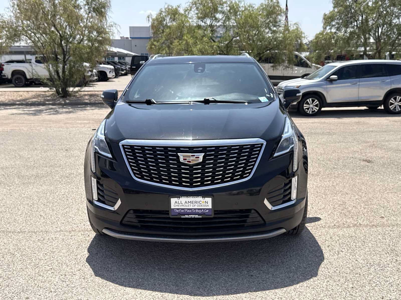 Used 2023 Cadillac XT5 Premium Luxury w/ LPO, Floor Liner Package AWD/4WD image 3