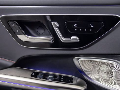 Used 2026 Mercedes-Benz CLE 53 AMG 4MATIC Cabriolet image 39