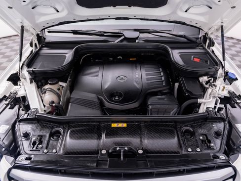 Used 2024 Mercedes-Benz GLS 450 4MATIC image 33