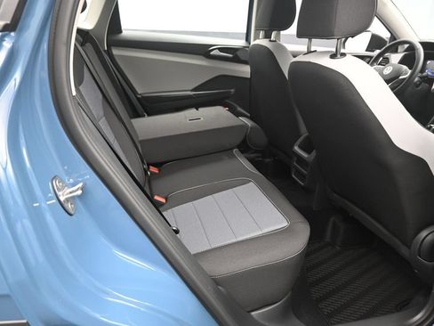 New 2026 Volkswagen Taos S FWD image 24