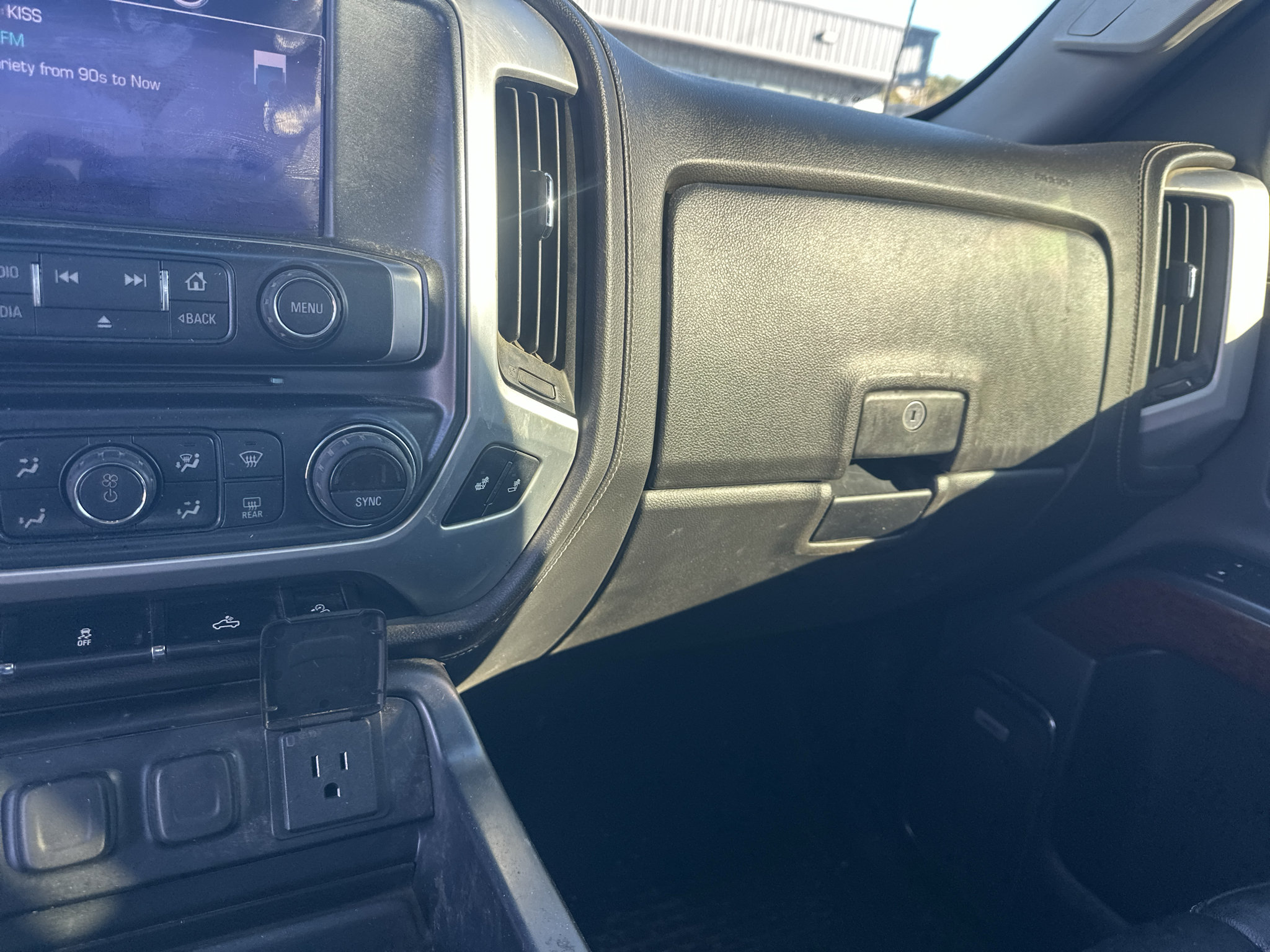 Used 2018 GMC Sierra 1500 SLT w/ SLT Premium Package AWD/4WD image 13