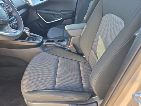 Certified 2024 Kia Soul LX w/ Option Group 015 image 15