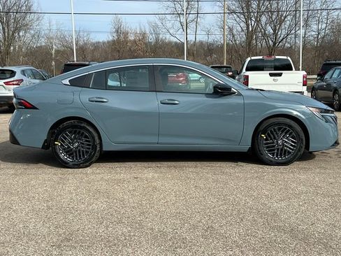 New 2026 Nissan Sentra SV image 37