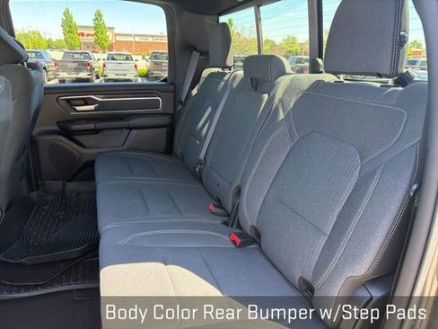 Used 2022 RAM 1500 Big Horn AWD/4WD image 25