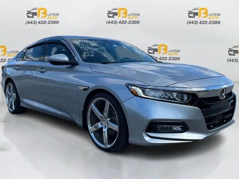 Used 2018 Honda Accord Sport image 3