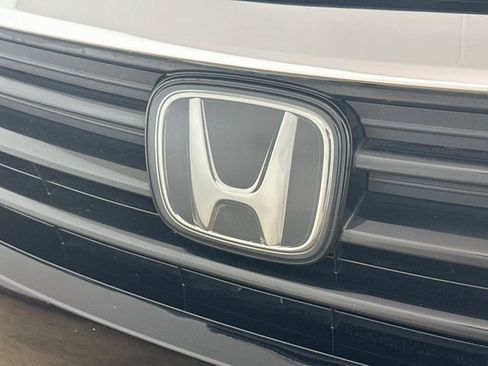 Used 2023 Honda Odyssey Touring image 35