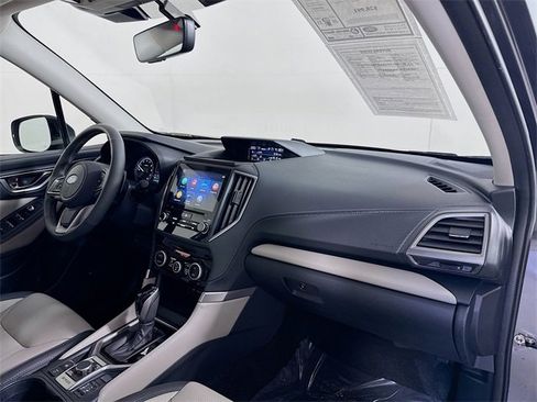Used 2023 Subaru Forester Limited image 30