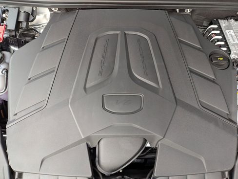 New 2026 Porsche Cayenne S image 28